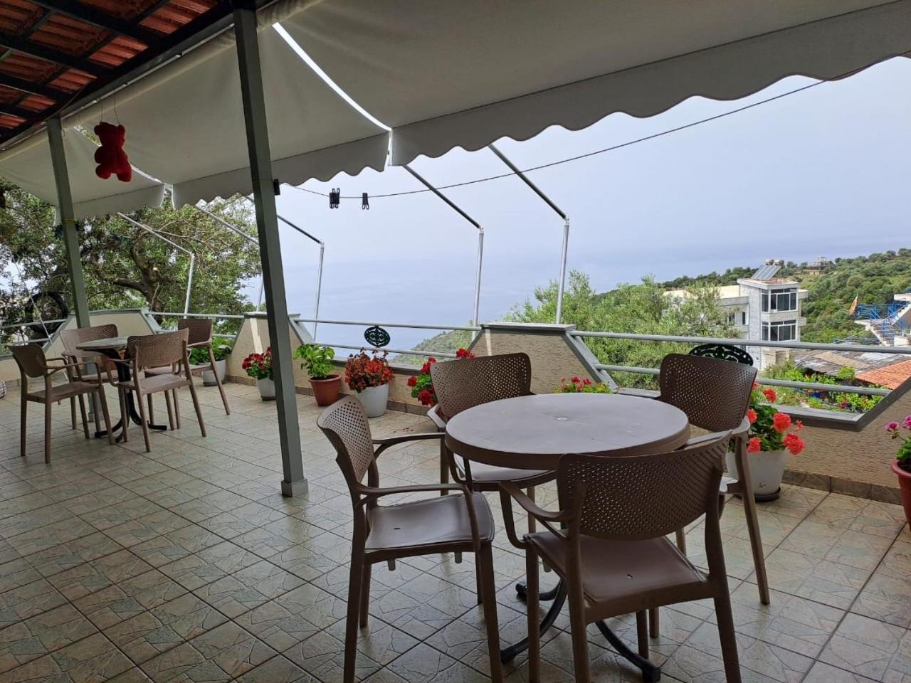 Adriatik Aa Apartment Piqeras